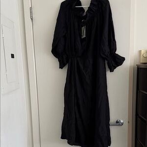 Midi black dress